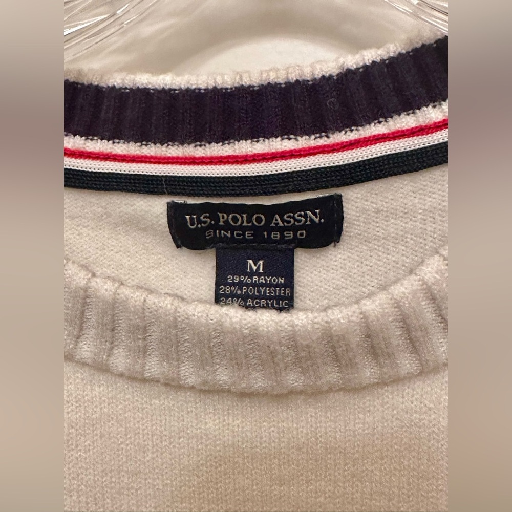 U.S. Polo Assn. American Flag Knit Sweater 🇺🇸
Ladies Medium (fits like XS) - Picture 3 of 6